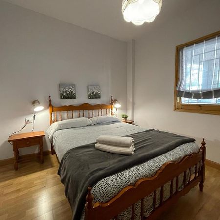 Apartamento Capelot Jaca Kültér fotó