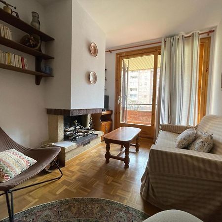 Apartamento Capelot Jaca Kültér fotó