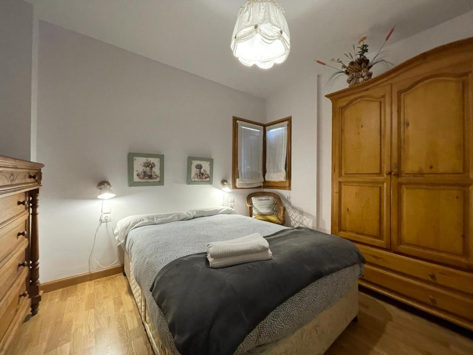 Apartamento Capelot Jaca Kültér fotó