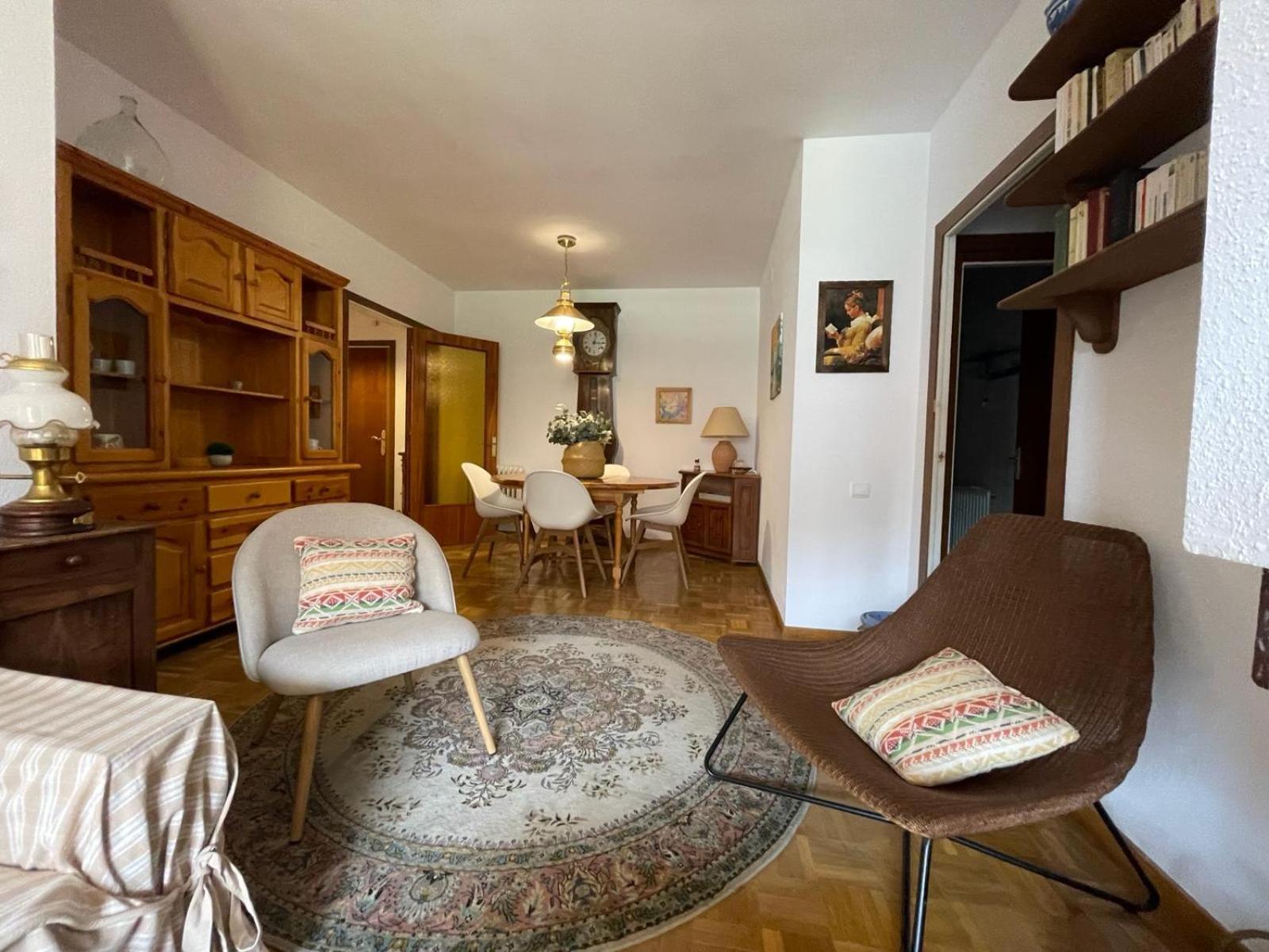 Apartamento Capelot Jaca Kültér fotó